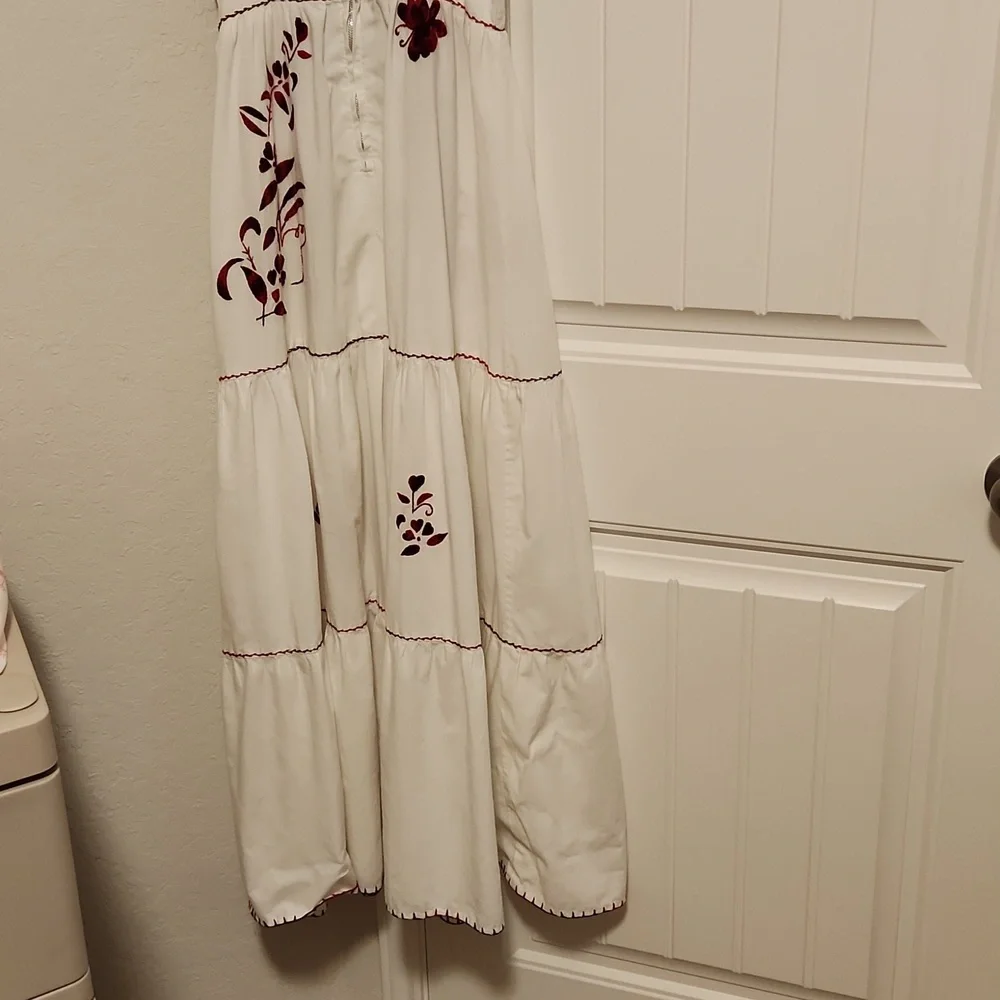 Maxi dress hand embroidered - Picture 6 of 7